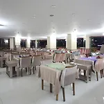 Grand Corner Boutique Отель 4*