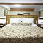 Отель Grand Corner Boutique Измир