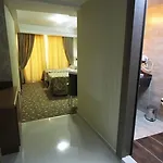 Отель Grand Corner Boutique 4*