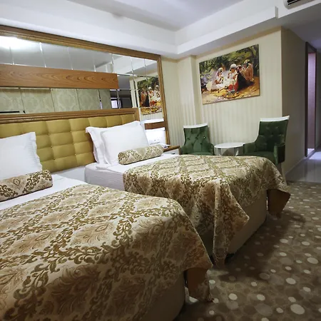 Grand Corner Boutique 4* İzmir