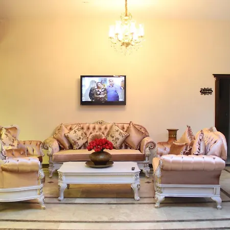 غراند كورنر البوتيكي