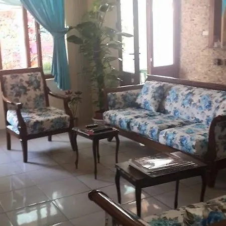 Grand Corner Boutique 4* İzmir