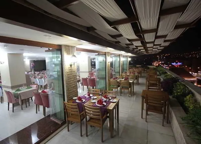 Grand Corner Boutique Hotel 4*