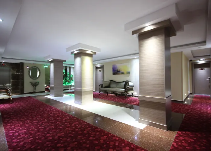 Grand Corner Boutique Hotel Esmirna