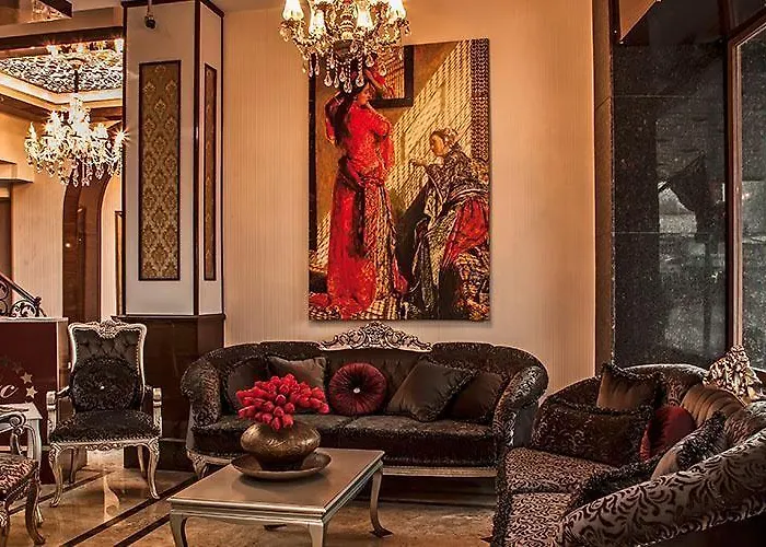 Grand Corner Boutique Hotel