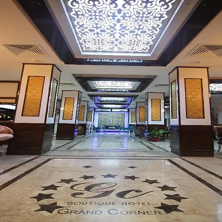 Grand Corner Boutique Hotel 4*