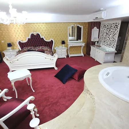 ホテル Grand Corner Boutique 4*