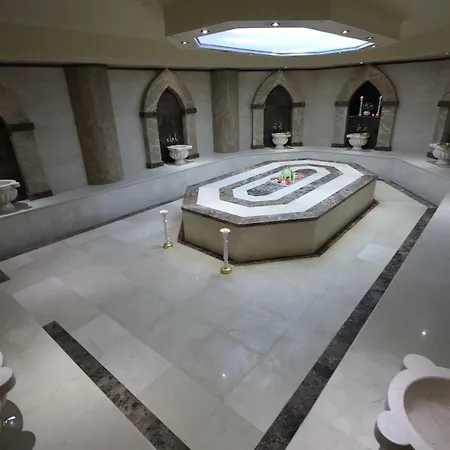 Grand Corner Boutique Hotel 4*