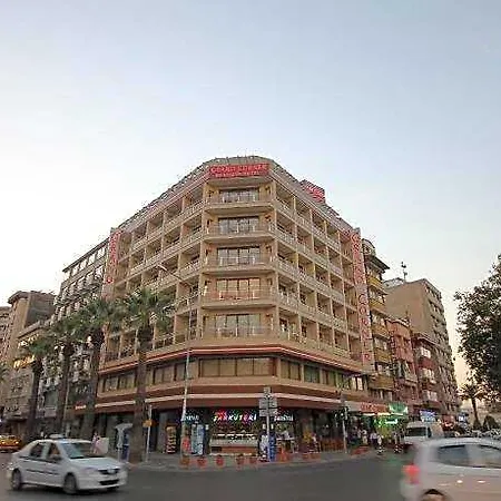 Grand Corner Boutique