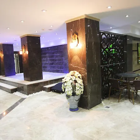 Hotel Grand Corner Boutique 4*