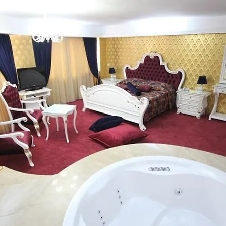 ホテル Grand Corner Boutique 4*