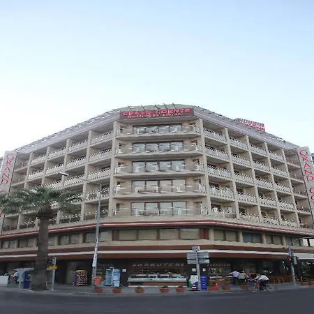 Grand Corner Boutique 4* イズミル