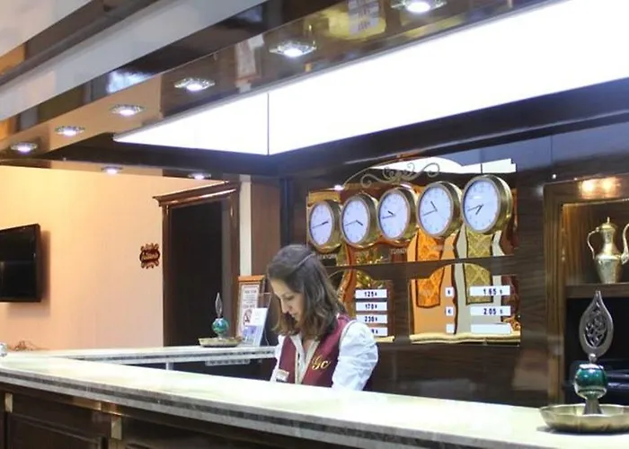 Grand Corner Boutique 4*