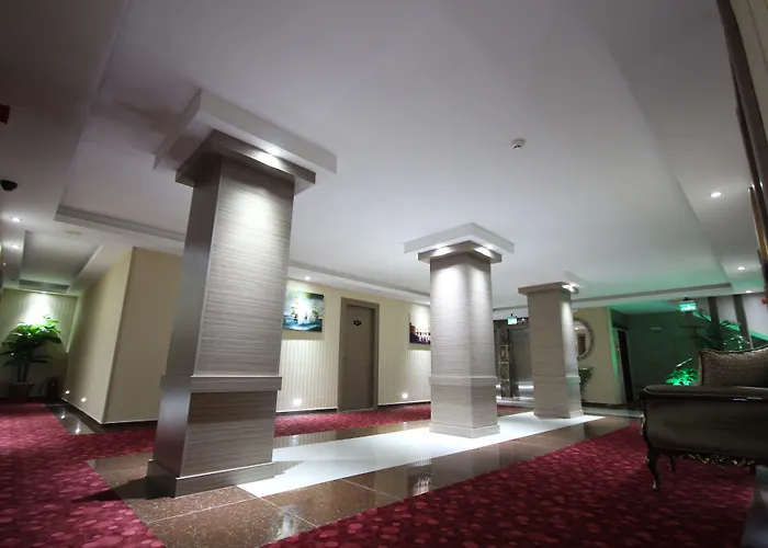 Hotel Grand Corner Boutique 4*