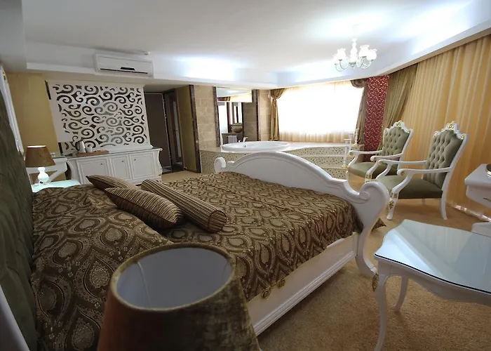 Grand Corner Boutique