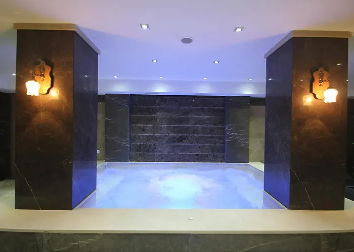 Hotel Grand Corner Boutique