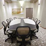 Grand Corner Boutique 4*