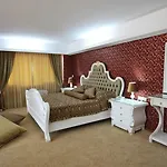 Hotel Grand Corner Boutique