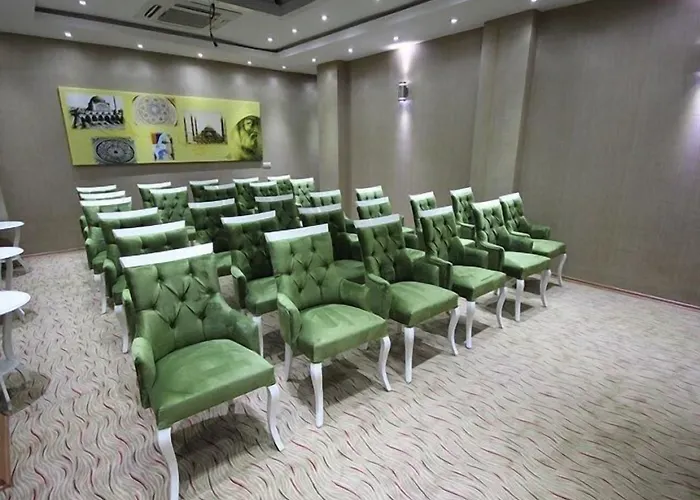 Grand Corner Boutique İzmir