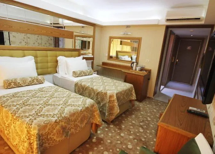 Grand Corner Boutique İzmir