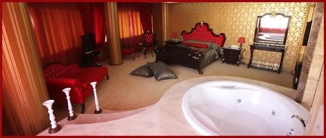 Grand Corner Boutique 4* İzmir